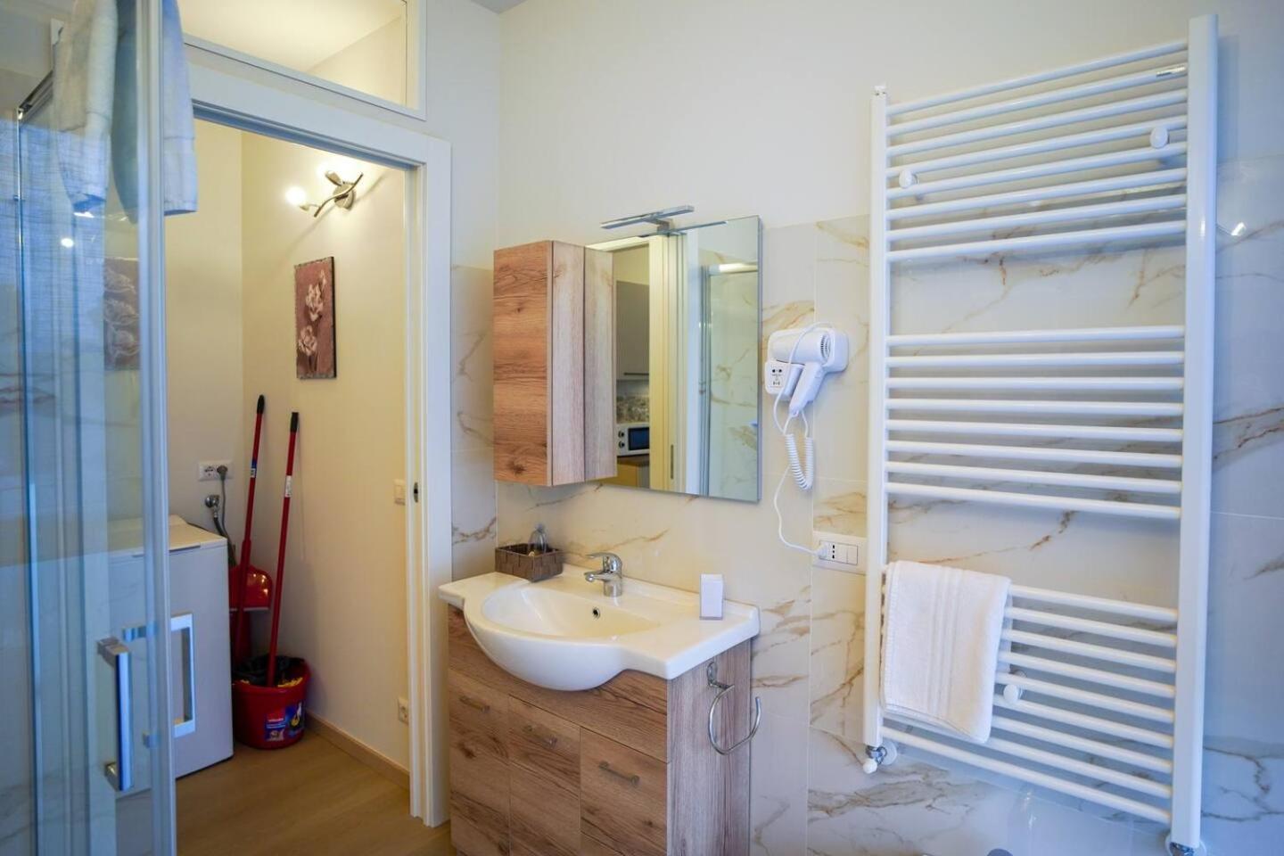 Gelsomino Suite Leonardo Academy, Mxp & Laghi 세스토 칼렌데 외부 사진